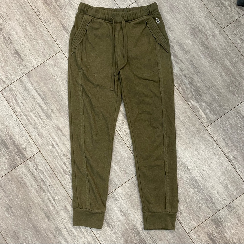 FREE PEOPLE movement olive joggers